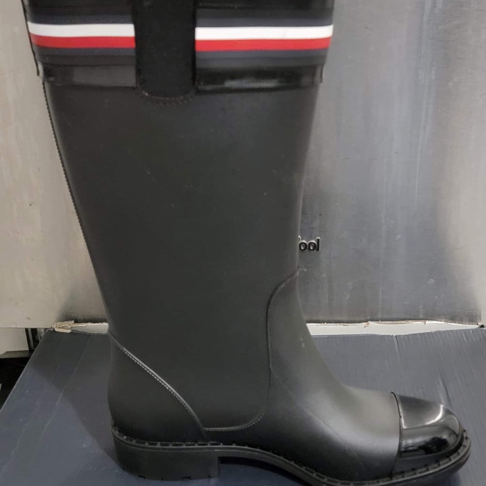Rain boots - Picture 2 of 3